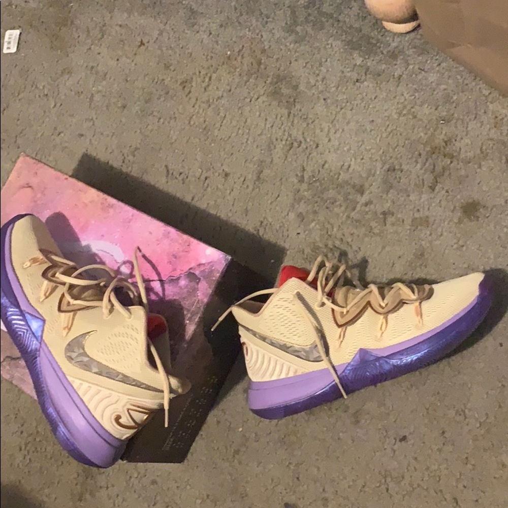 Kyrie 5 Ikhet Concepts🥶❄️